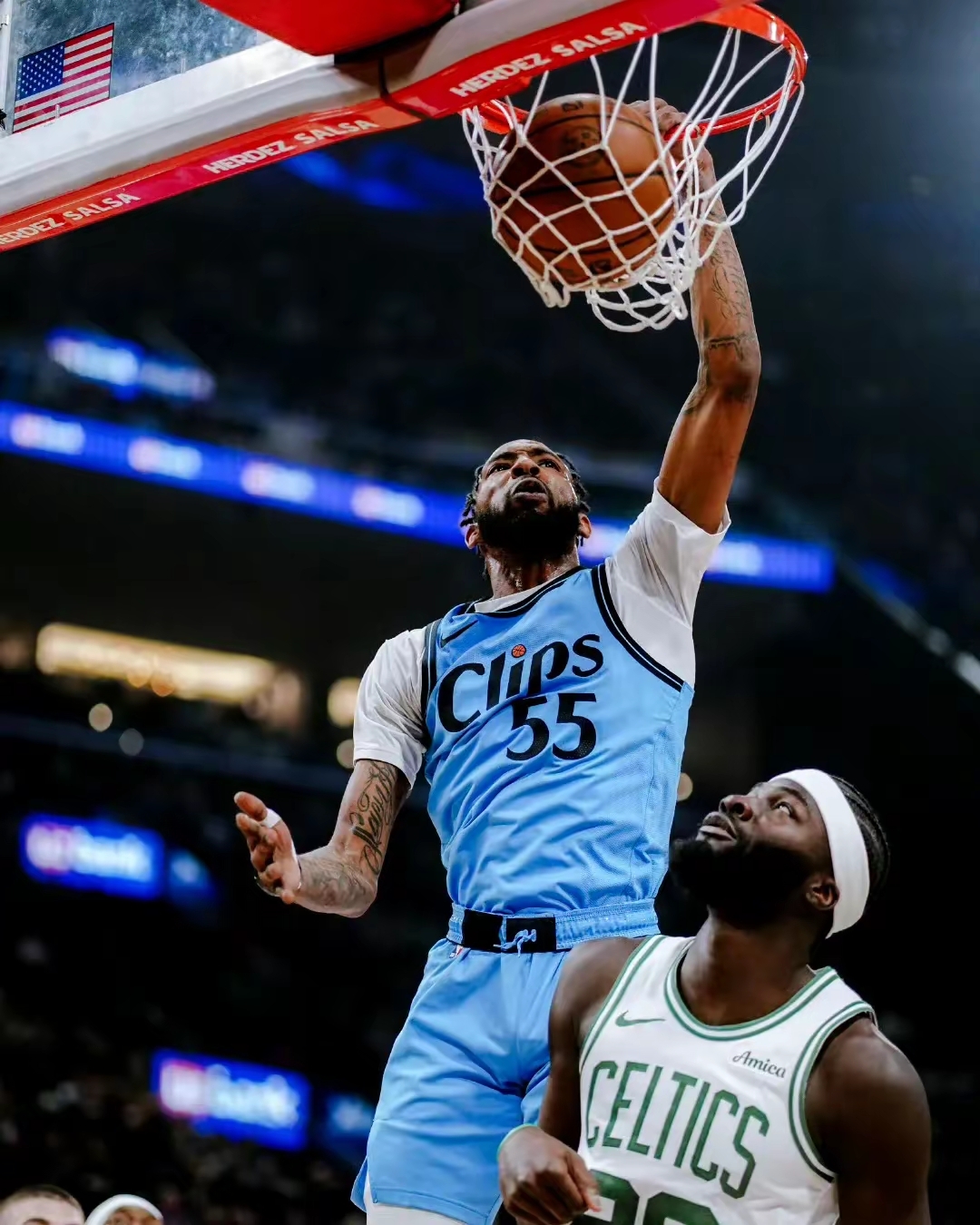 九游体育官网-清晨洛杉矶快船调整名单以备足总杯；远射贴柱环节打磨；底气十足；身体对抗强度拉满的简单介绍