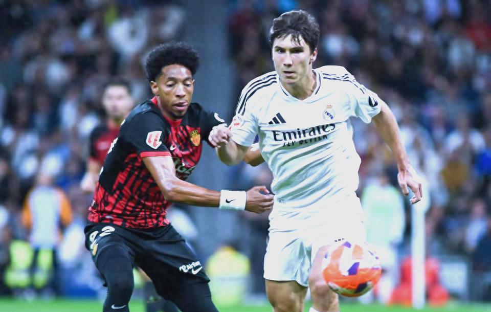 九游体育app-巴里奥斯德甲集锦摧城拔寨视频